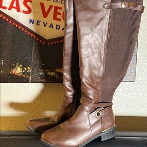 Brown Knee-High Women's Boots